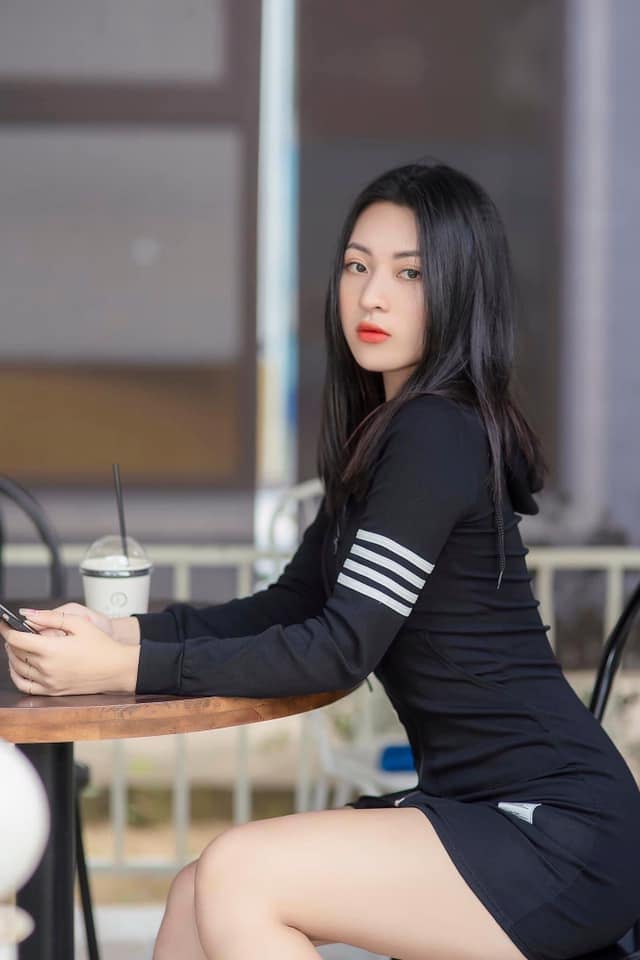 Ảnh Gái Đẹp Mặc Đồ Bơi Xu Hướng Thời Trang Gây Sốc Và Góc Nhìn Đa Chiều Trong Xã Hội Việt Nam